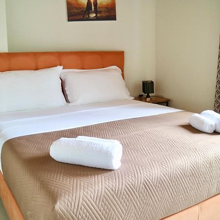 Crown Deluxe Apartments Saranda Kültér fotó