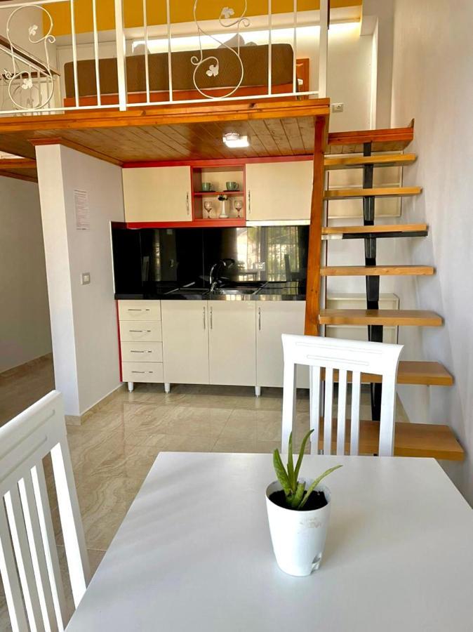 Crown Deluxe Apartments Saranda Kültér fotó