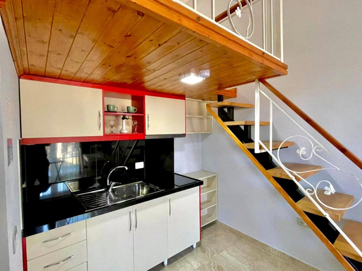 Crown Deluxe Apartments Saranda Kültér fotó