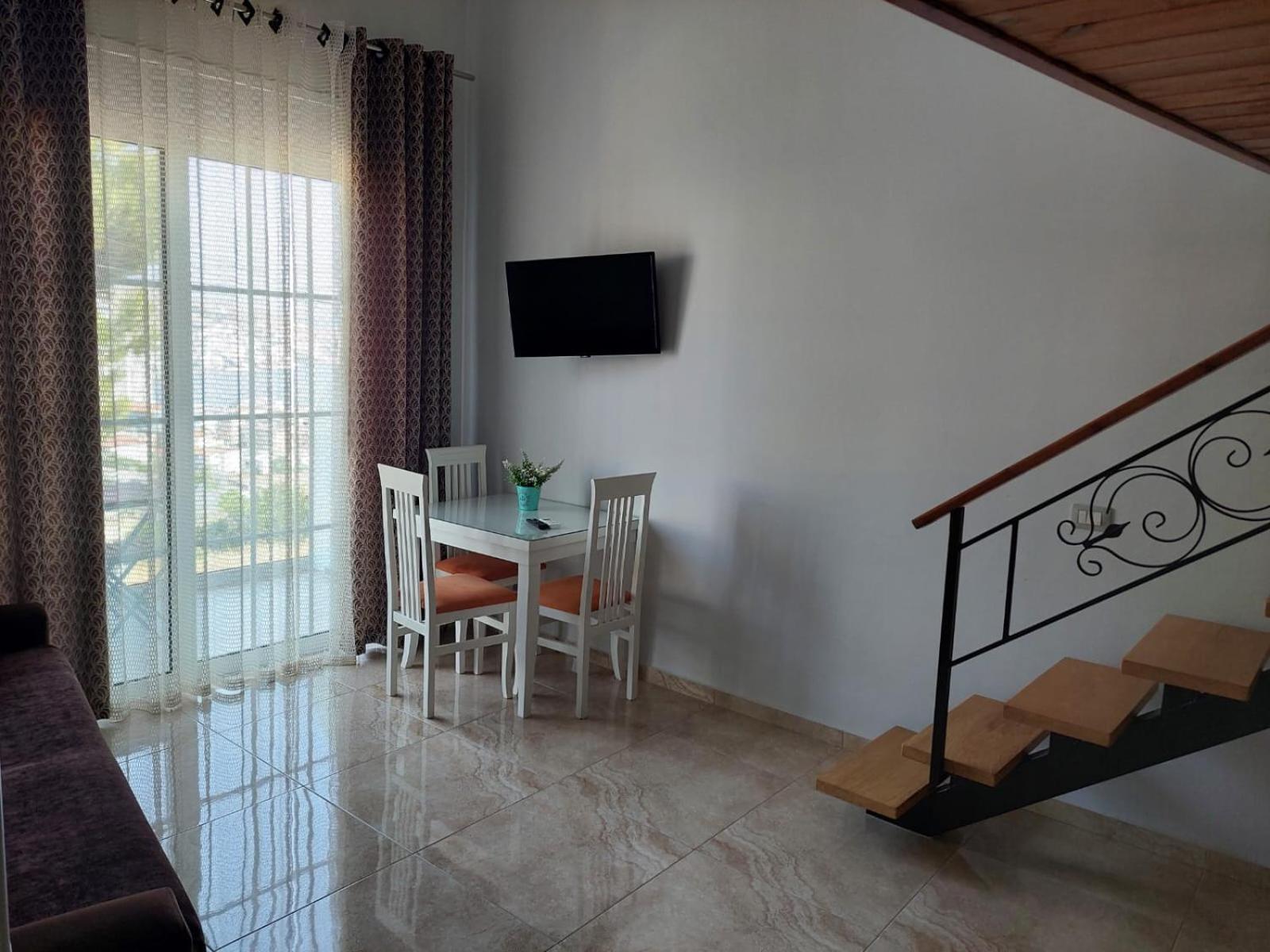 Crown Deluxe Apartments Saranda Kültér fotó