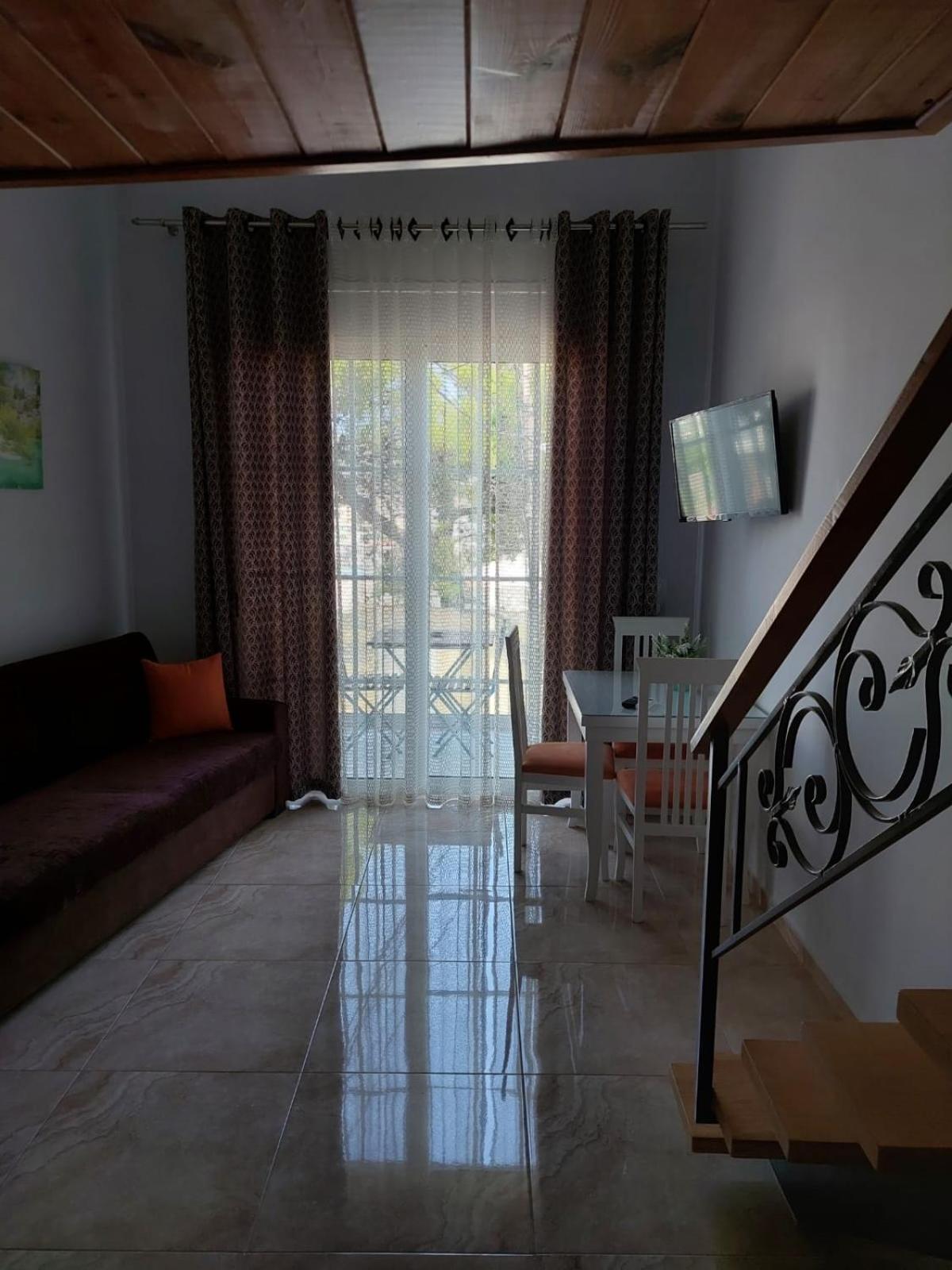 Crown Deluxe Apartments Saranda Kültér fotó